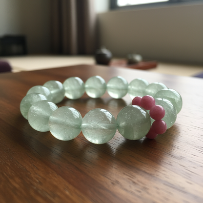 Verdant Bracelet - Close Up